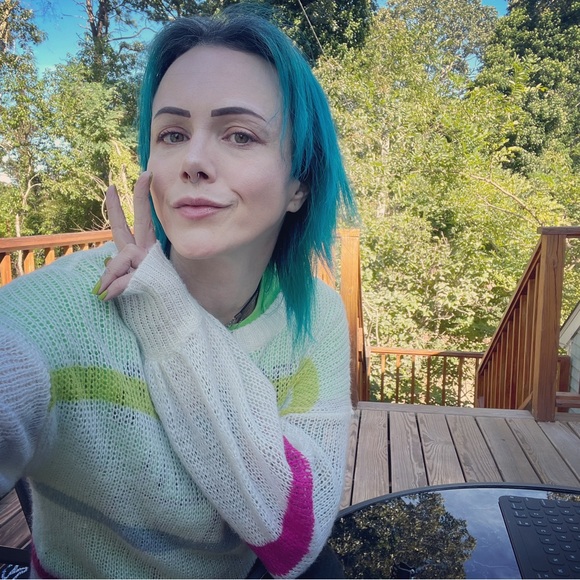 Hi, I’m Jilted! - Picture 1 of 8